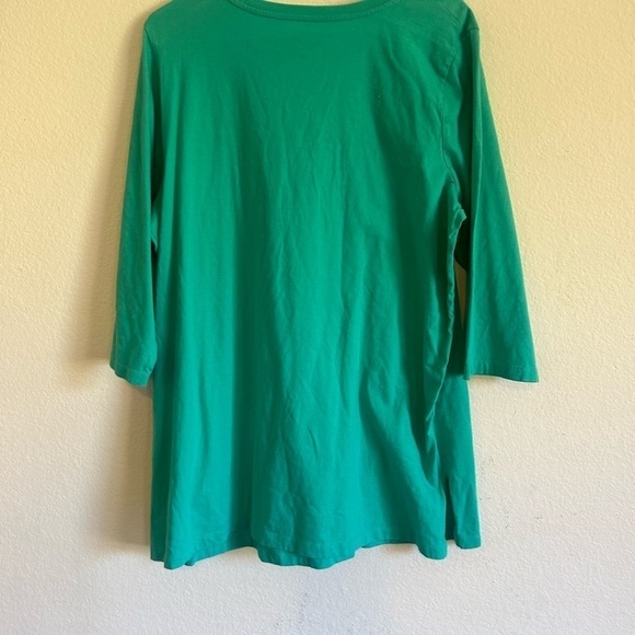 Woman Within Women's Plus Size Perfect Three-Quarter Sleeve
V-Neck Tee 18/20 - Picture 3 of 8